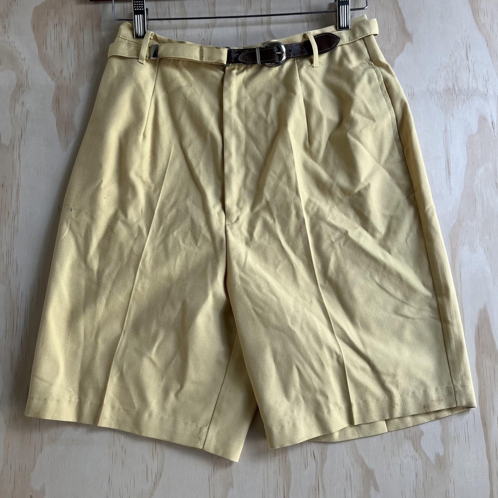 Vintage Glenbrooke Bermuda Shorts Womens 15/16 Gold Pleated Twill Belted